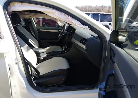 2019 Volkswagen Jetta 1.4T R-Line/1.4T S/1.4T Se from USA, damaged, VIN 3VWC57BU6KM018524